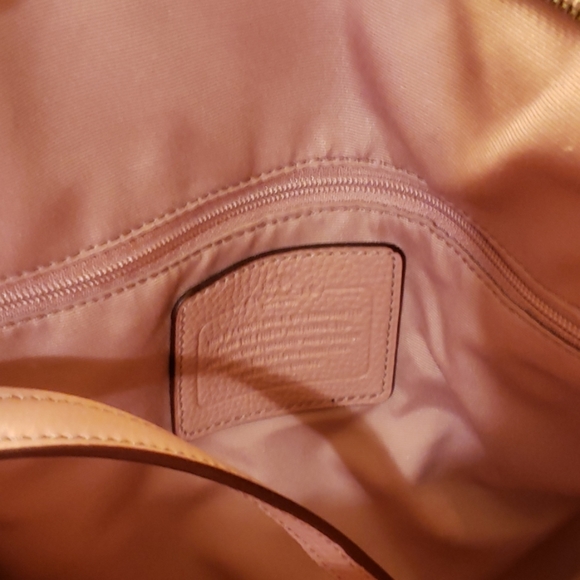 Coach Isabel bag. NWOT - Picture 4 of 10